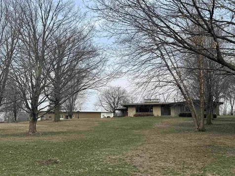 521 Sunset Place Charles City IA 50616