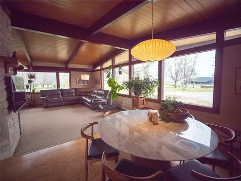 521 Sunset Place Charles City IA 50616