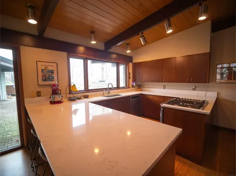 521 Sunset Place Charles City IA 50616
