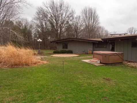 521 Sunset Place Charles City IA 50616