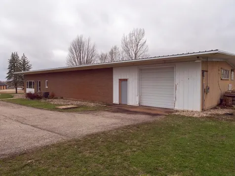 521 Sunset Place Charles City IA 50616