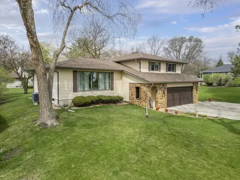 1406 Prospect Boulevard Waterloo IA 50701