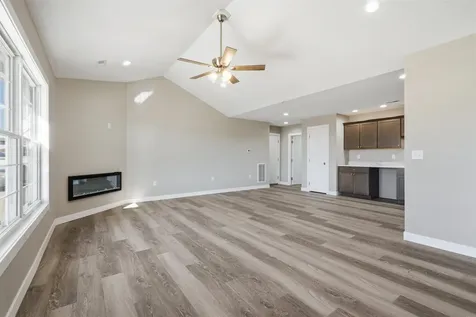 1303 Max Drive Manchester IA 52057
