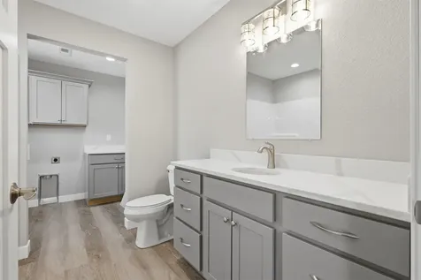 1301 Max Drive Manchester IA 52057