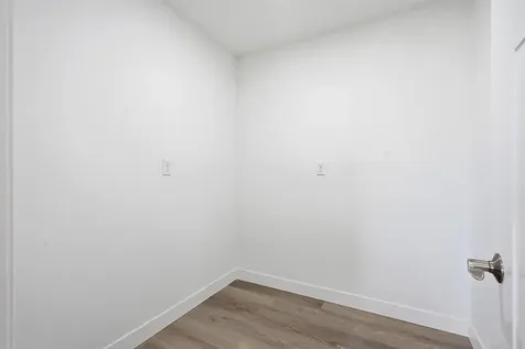 1301 Max Drive Manchester IA 52057