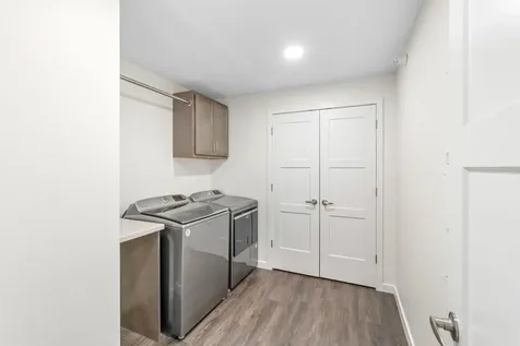 4025 Cedar Heights Drive Cedar Falls IA 50613