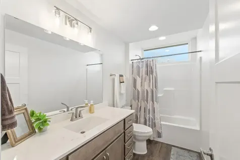 4025 Cedar Heights Drive Cedar Falls IA 50613