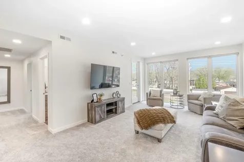 4025 Cedar Heights Drive Cedar Falls IA 50613