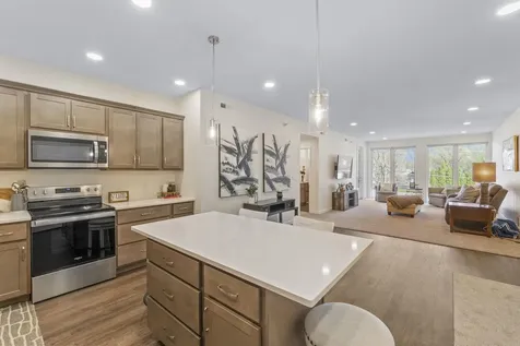 4025 Cedar Heights Drive Cedar Falls IA 50613