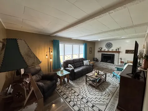 1111 5th Avenue Ackley IA 50601
