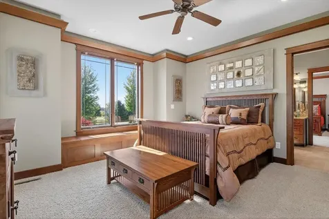 7210 Wagner Road Cedar Falls IA 50613