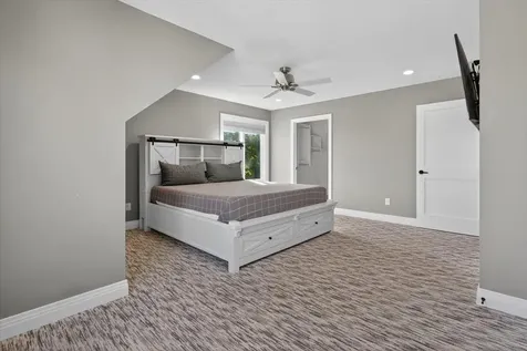 7210 Wagner Road Cedar Falls IA 50613