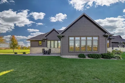 7210 Wagner Road Cedar Falls IA 50613