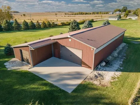 7210 Wagner Road Cedar Falls IA 50613