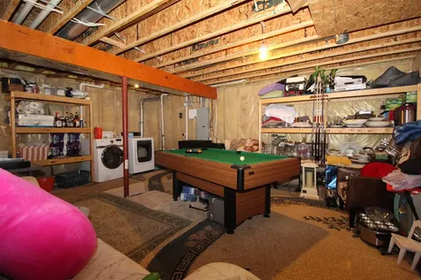 5702 Daisy Drive Waterloo IA 50701