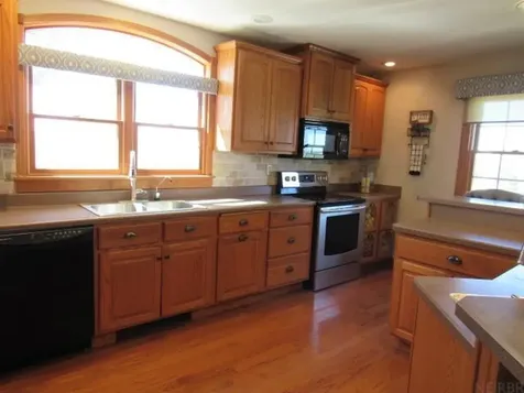 19979 200th Avenue Monticello IA 52310