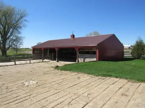 19979 200th Avenue Monticello IA 52310