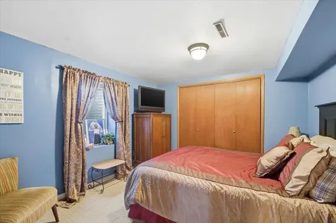 1924 Timberledge Drive Cedar Falls IA 50613