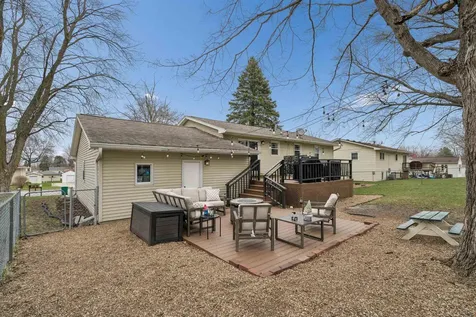 711 Washington Street Denver IA 50622