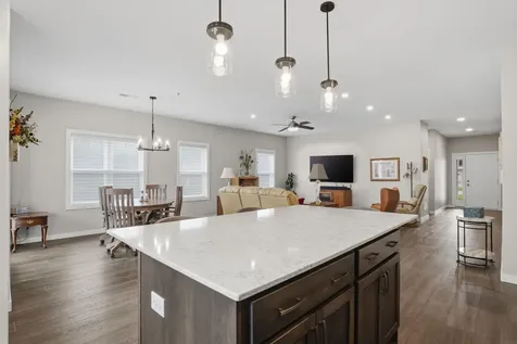 318 S Western Avenue New Hampton IA 50659
