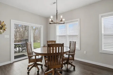 318 S Western Avenue New Hampton IA 50659
