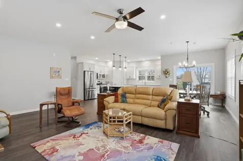 318 S Western Avenue New Hampton IA 50659