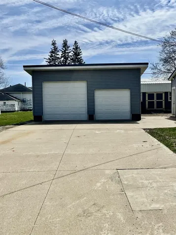 613 Wapsie Street Sumner IA 50674