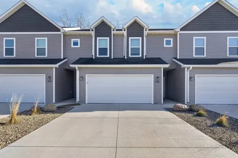 4306 Spruce Creek Cedar Falls IA 50613