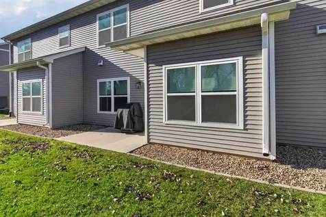 4306 Spruce Creek Cedar Falls IA 50613