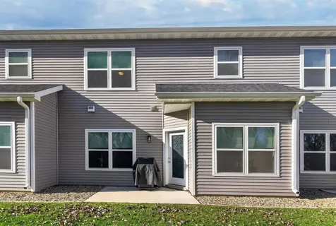 4306 Spruce Creek Cedar Falls IA 50613