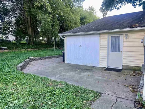 1001 Washington Street Eldora IA 50627