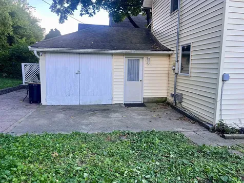 1001 Washington Street Eldora IA 50627