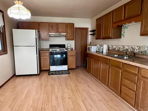 1001 Washington Street Eldora IA 50627