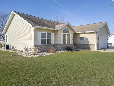 109 Meadow Lane Drive Sumner IA 50674