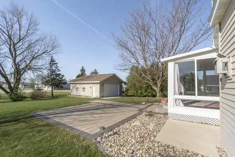 109 Meadow Lane Drive Sumner IA 50674