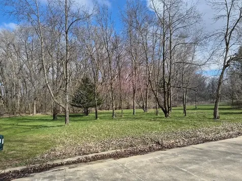 1313 3rd Street NE Oelwein IA 50662