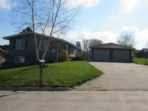 216 Celgo Avenue Monticello IA 52310
