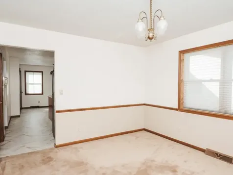 202 SW 2nd Street Elkader IA 52043
