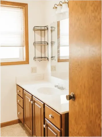 202 SW 2nd Street Elkader IA 52043