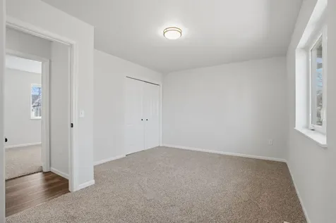 341 S Chestnut Avenue New Hampton IA 50659