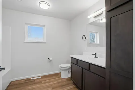 341 S Chestnut Avenue New Hampton IA 50659