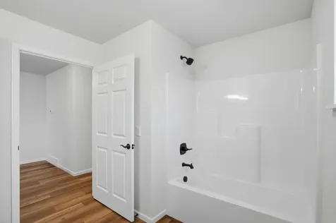 341 S Chestnut Avenue New Hampton IA 50659