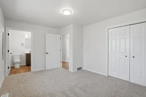 341 S Chestnut Avenue New Hampton IA 50659