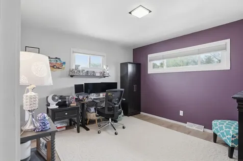 3105 Ansborough Avenue Waterloo IA 50701