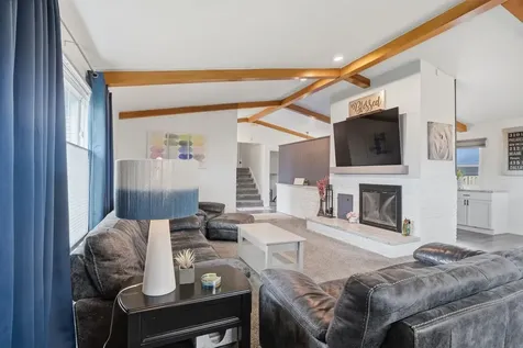 3105 Ansborough Avenue Waterloo IA 50701