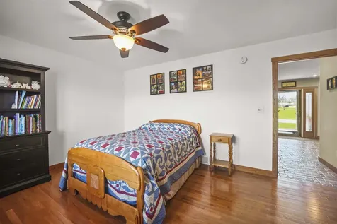 101 Ruth Road Waverly IA 50677