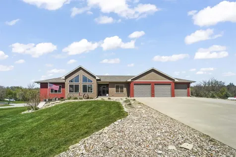 101 Ruth Road Waverly IA 50677