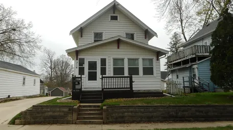 316 W 13th Street Cedar Falls IA 50613
