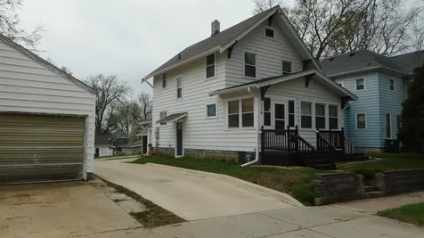 316 W 13th Street Cedar Falls IA 50613
