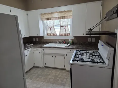 316 W 13th Street Cedar Falls IA 50613